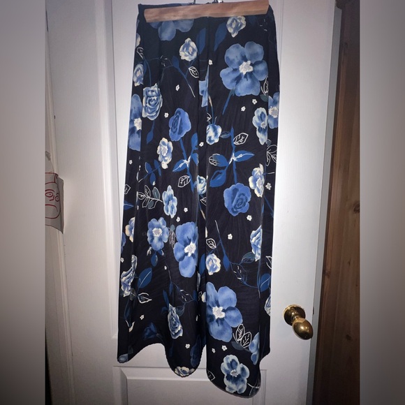 EUC 90’s Era Maxi Skirts & Tartan 7/8 - Picture 2 of 10